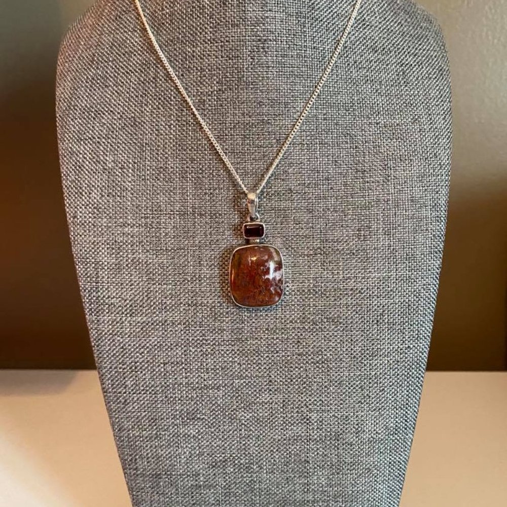 Pendant with garnet - Sterling Silver - Picture 9 of 12